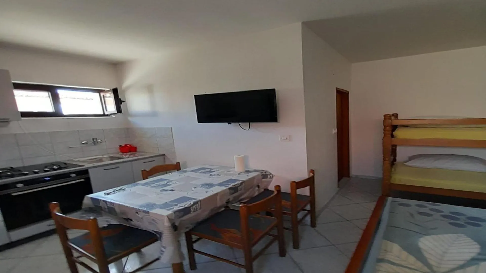 Apartments Dubravica - Studio Apartment Dinjiška